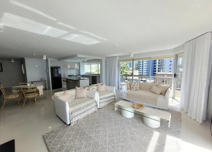 Surfers Chalet