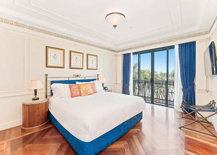 Imperial Hotel Gold Coast